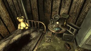 FO3 Sniper Shack drunk teddy.jpg