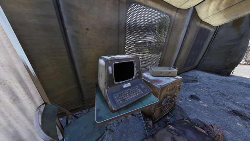 Datei:FO76 Terminal Main Safe Alpha.jpg