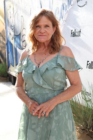 FOTV S1 Amazon Fallout Global Red Carpet Premiere Event 22.jpg