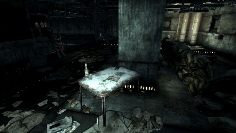 Datei:Tumblers Today Freedom Street station.jpg