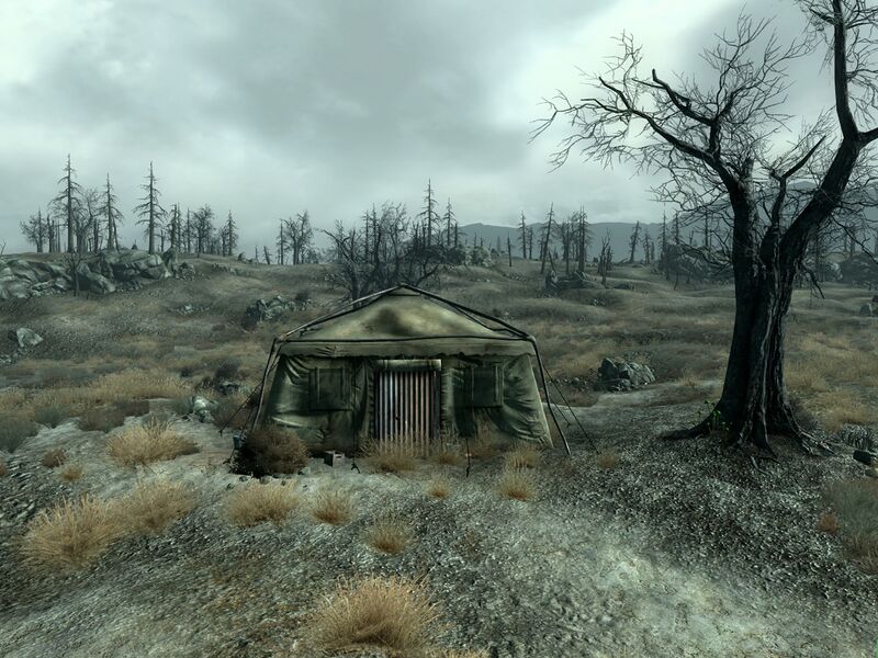 Datei:FO3 abandoned tent.jpg