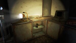 Fo4AUT ML robot parts sentry bot.jpg