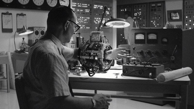 Datei:Fo4 Concept Pip-Boy Mk4 Build.png