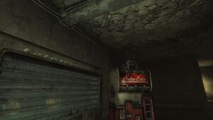 Grenade bouquet5 Statesman Hotel.jpg