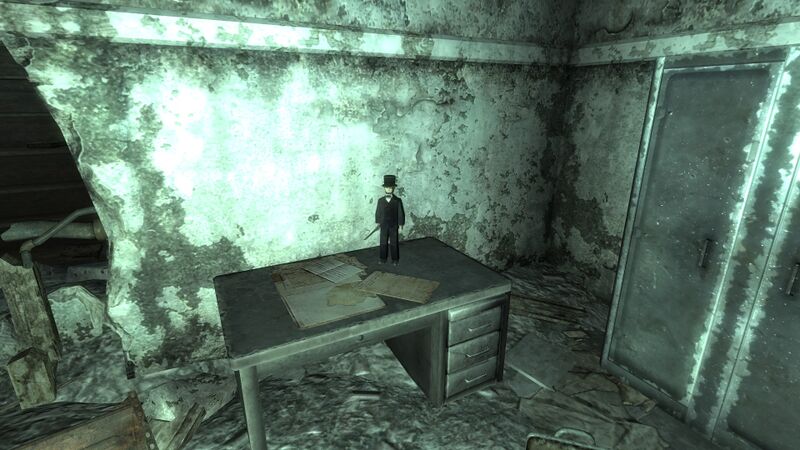 Datei:FO3 Abe Action figure.jpg