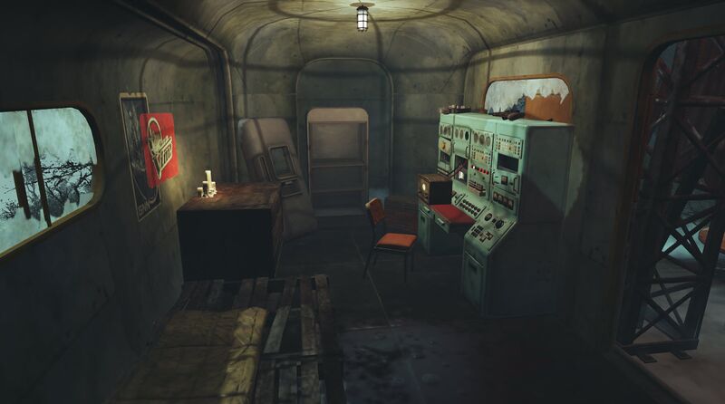 Datei:FO4FH-RuinedRadioTower-Inside.jpeg