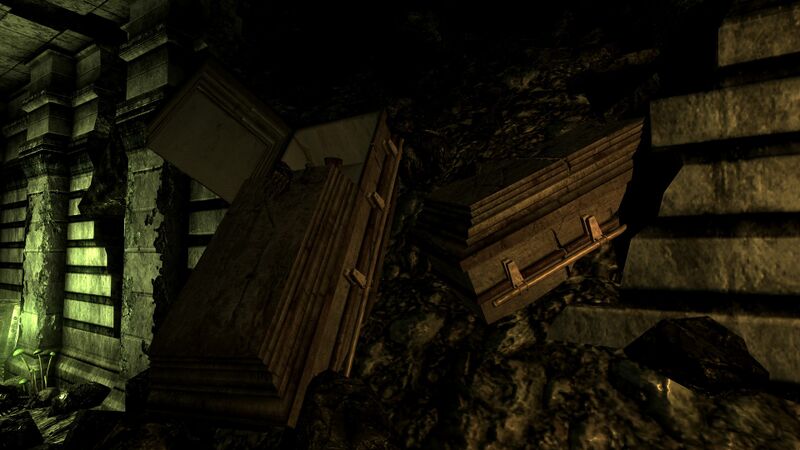 Datei:Exposed coffins.jpg