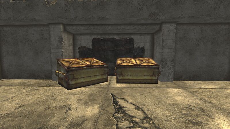 Datei:Dumpsters south cistern.jpg