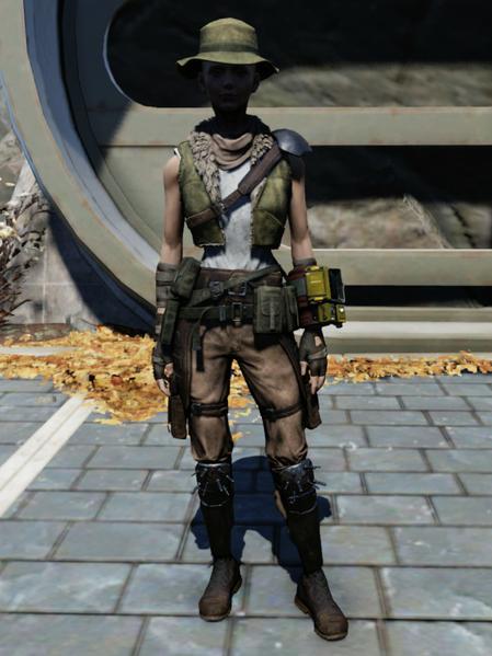 Datei:FO76WL Treasure Hunter Outfit Female.png