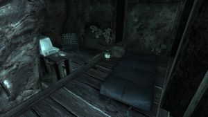 Survivalist hidden cache Morning Glory cave.jpg