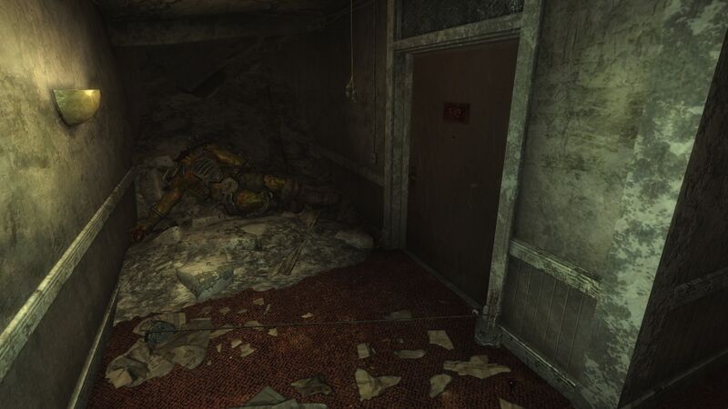 Datei:Grenade bouquet4 Statesman Hotel.jpg