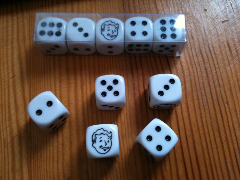 Datei:FalloutDice.jpg