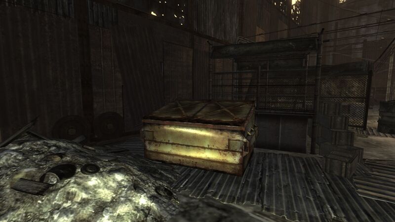 Datei:Dumpster1 Nellis hangar.jpg