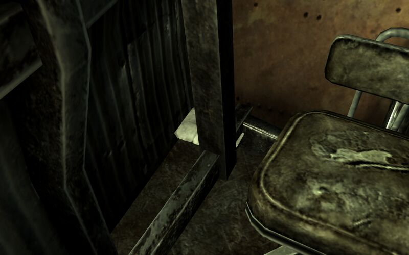 Datei:Brass Lantern crumpled note.jpg