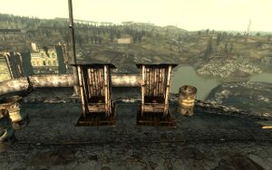 FO3 Arefu potties.jpg