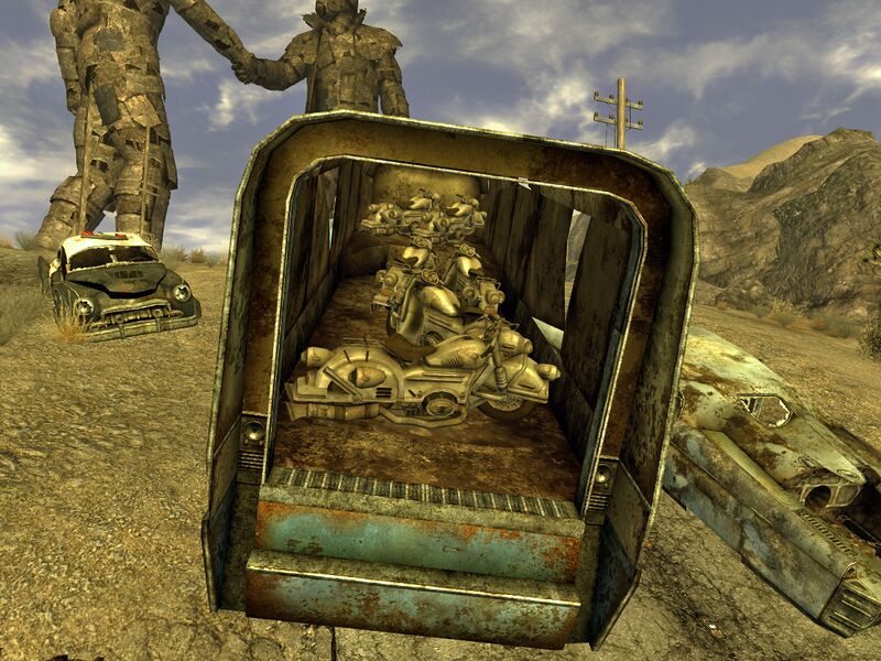 Datei:Motorcycles Mojave Outpost.jpg