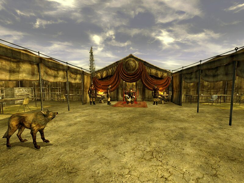 Datei:Caesars tent interior.jpg