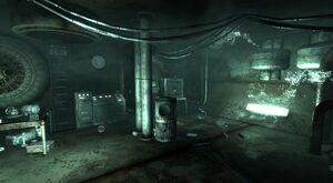 Fo3PL USS Ozmandys belowdecks.jpg