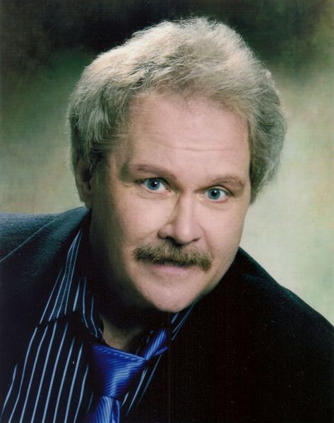 Datei:Gregory Gorton.jpg