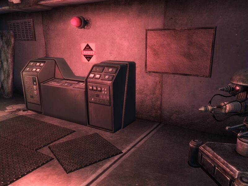 Datei:WC YAWA computer terminal.jpg