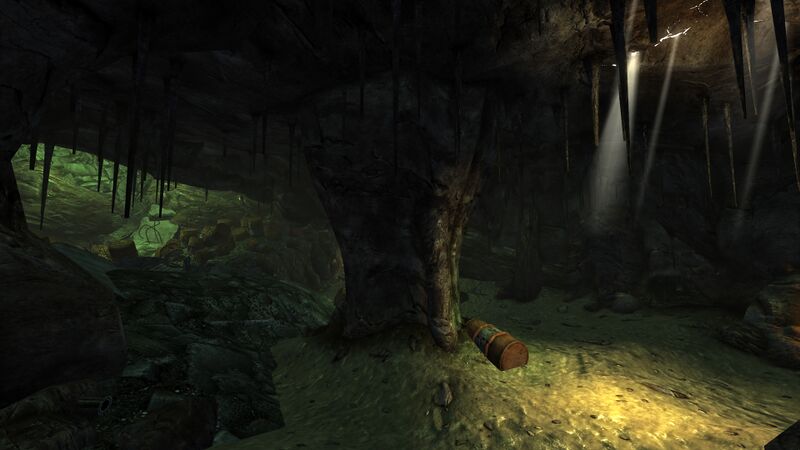 Datei:Waste disposal station cave.jpg