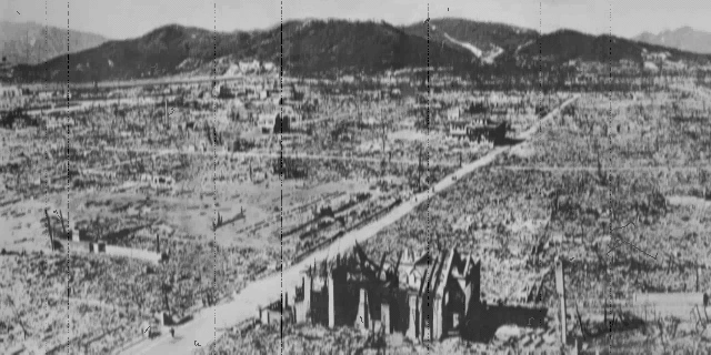 Datei:Fo2 Intro Slide 6.webp