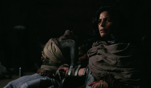 FOTV Moldaver dies beside Rose.png