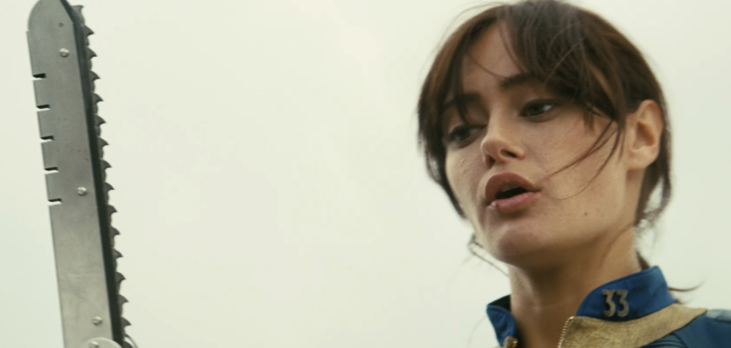 Datei:The Target Lucy with saw.png