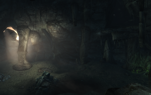 Shalebridge tunnels north.png