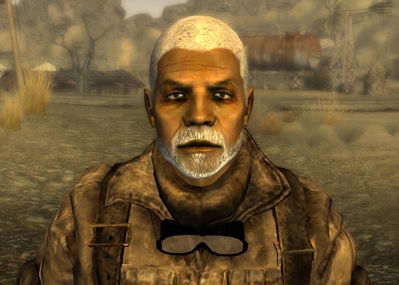 Datei:Malcolm Holmes NoHat.jpg