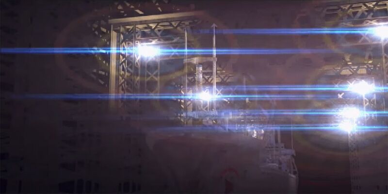 Datei:Oil rig ship hangar.jpg