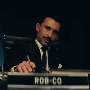 Robert House TV series.png