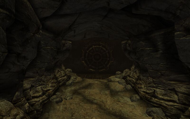 Datei:Vault 74 door.jpg